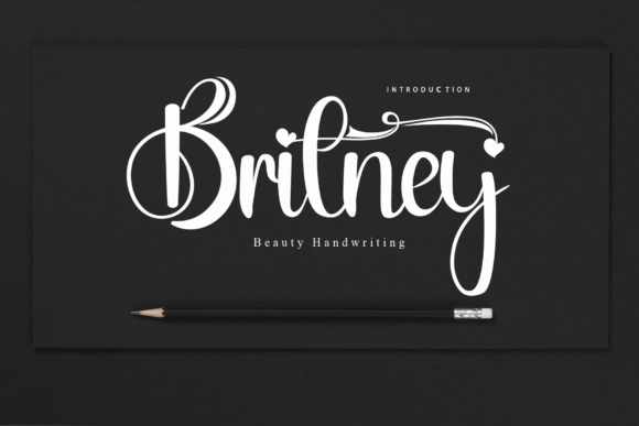 Britney: A Handwritten Font That Balances Elegance and Modernity